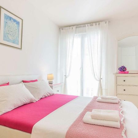 Comfortable And Stylish Apartment Split Eksteriør bilde