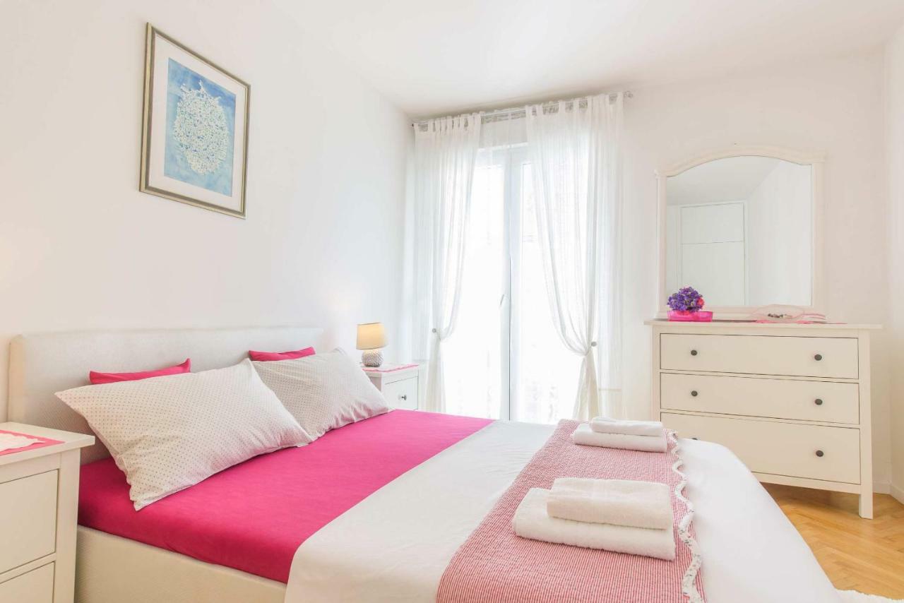 Comfortable And Stylish Apartment Split Eksteriør bilde