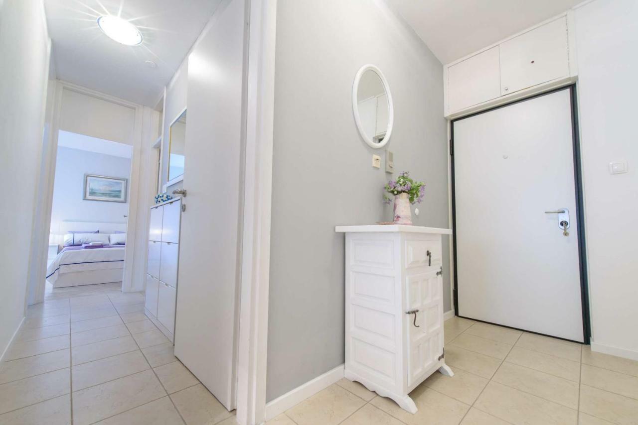 Comfortable And Stylish Apartment Split Eksteriør bilde