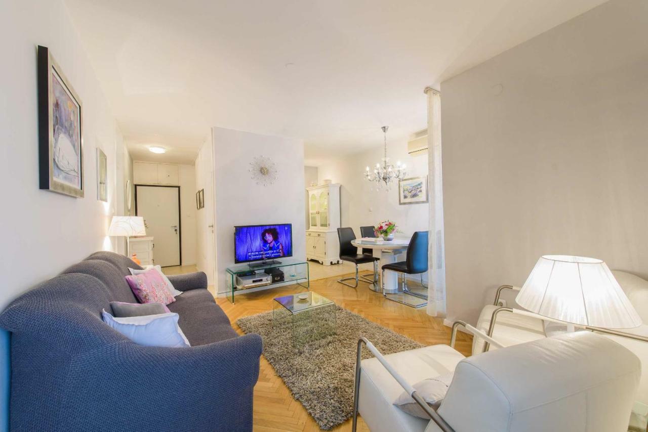 Comfortable And Stylish Apartment Split Eksteriør bilde